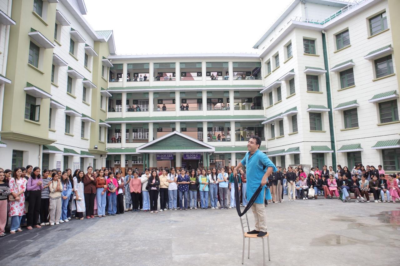 Performance Art “Maa Mujhe Tagore Bana De” On  15th July 2025